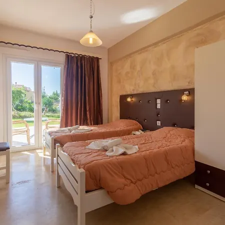 Akis Villa Studios & Apartment With Pool By Hotelius Agios Georgios Pagon Exterior photo