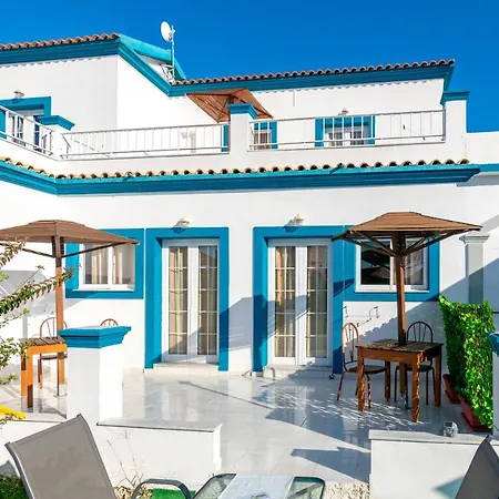 Akis Villa Studios & Apartment With Pool By Hotelius Agios Georgios Pagon Exterior photo