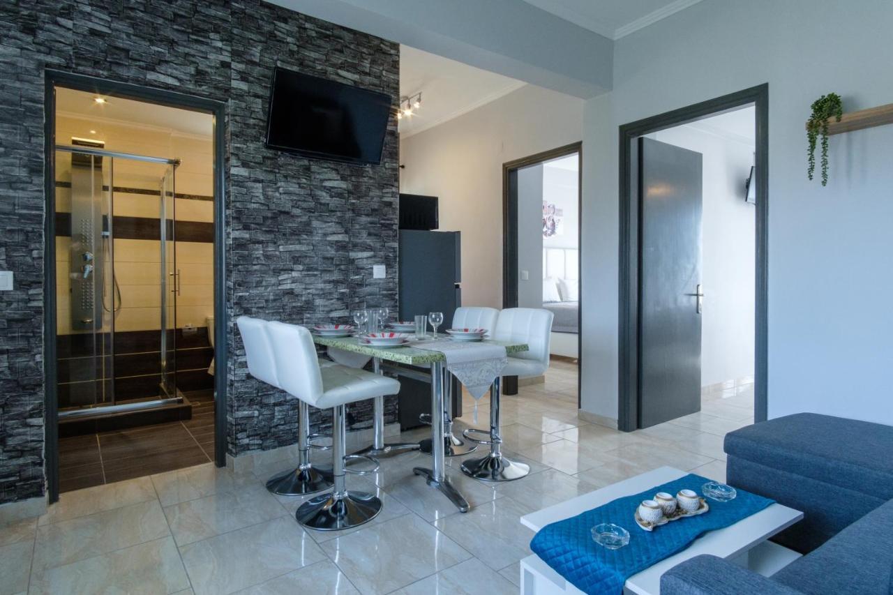 Akis & With Pool By Hotelius Apartment Agios Georgios Pagon