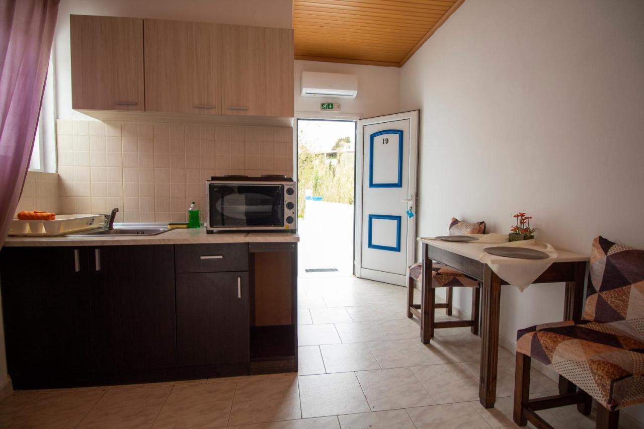 Akis & With Pool By Hotelius Apartment Agios Georgios Pagon